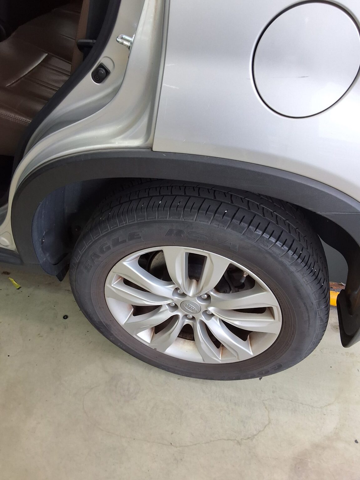 KIA SORENTO R DIESEL 2.2 4WD LIMITED PREMIUM 2011 - zdjęcie 22