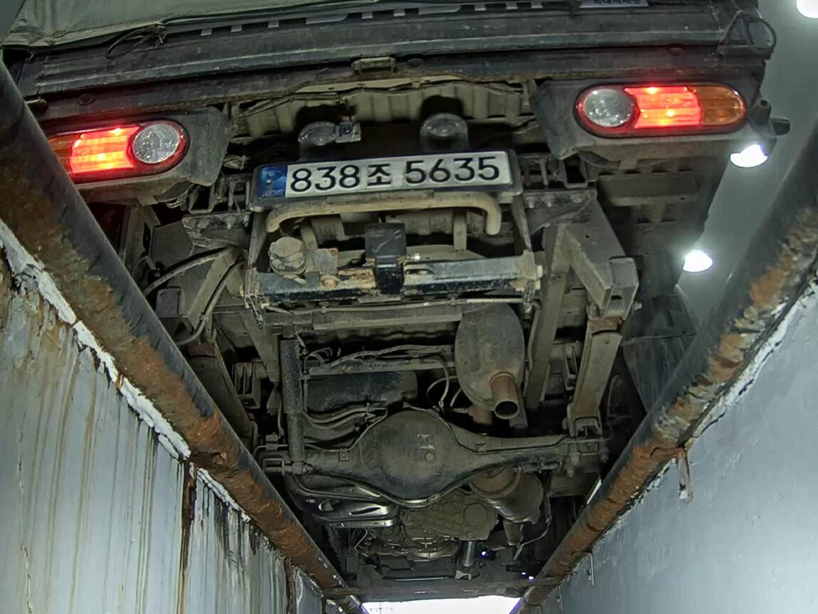 HYUNDAI PORTER II VGT 4WD DOUBLE CAB LONG WHEELBASE PREMIUM 2022 - zdjęcie 8
