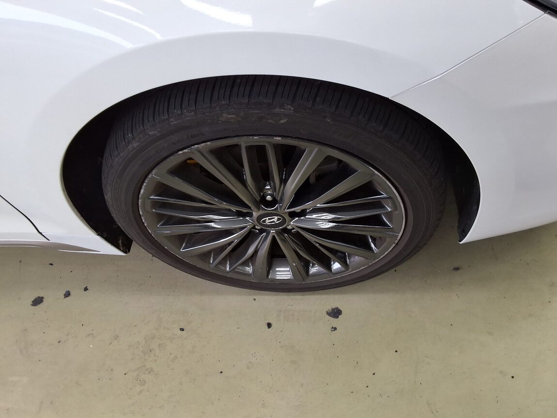HYUNDAI GRANDEUR IG 3.0 GDi EXCLUSIVE SPECIAL 2019 - zdjęcie 25