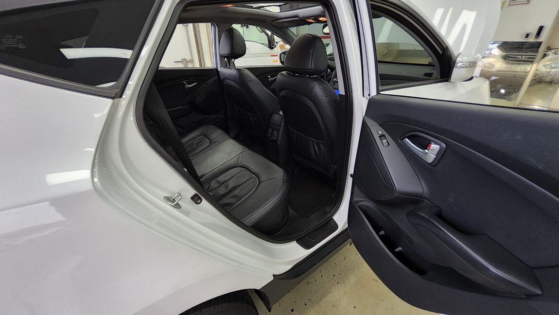 HYUNDAI NEW TUCSON ix DIESEL R2.0 2WD MODERN 2015 - zdjęcie 13