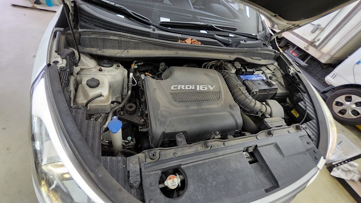 HYUNDAI NEW TUCSON ix DIESEL R2.0 2WD MODERN 2015 - zdjęcie 23