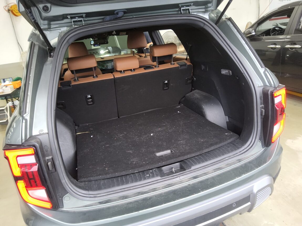 KG MOBILITY (SSANGYONG) TORRES 1.5 GDI-T 2WD T7 2023 - zdjęcie 15