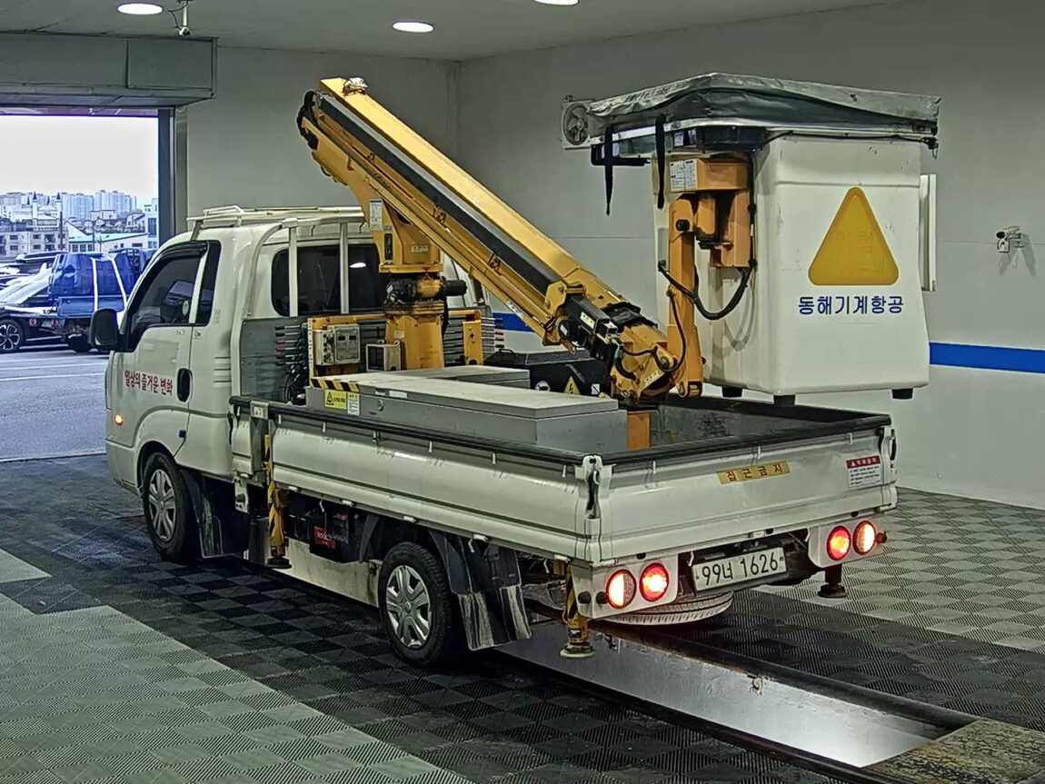 KIA THE NEW BONGO III CARGO 1 TON KING CAB EXTRA LONG WHEELBASE L 2022 - zdjęcie 6