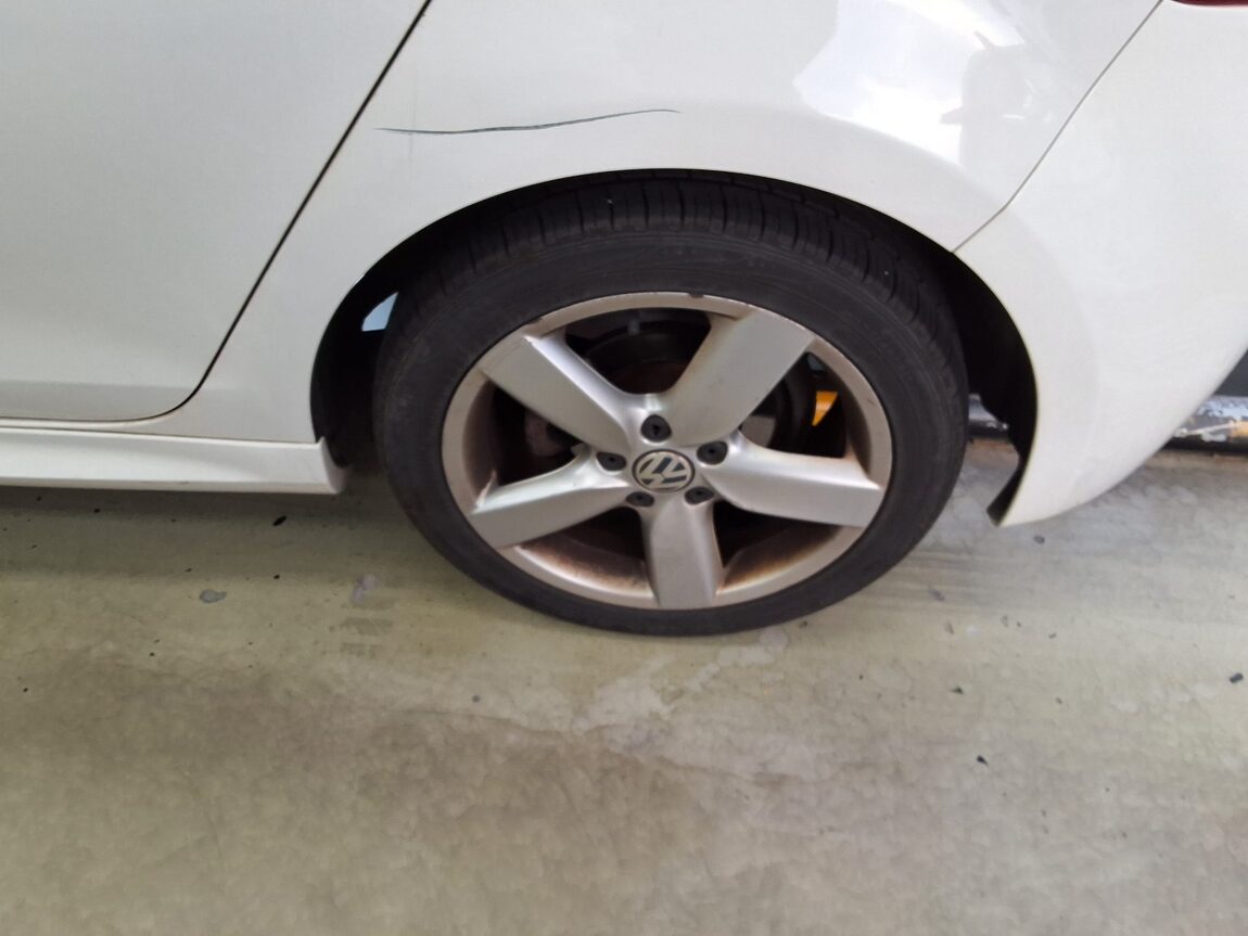 VOLKSWAGEN GOLF (6TH GEN) 2.0 TDI STYLE 2013 - zdjęcie 20