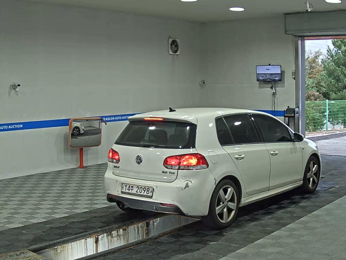 VOLKSWAGEN GOLF (6TH GEN) 2.0 TDI STYLE 2013 - zdjęcie 5