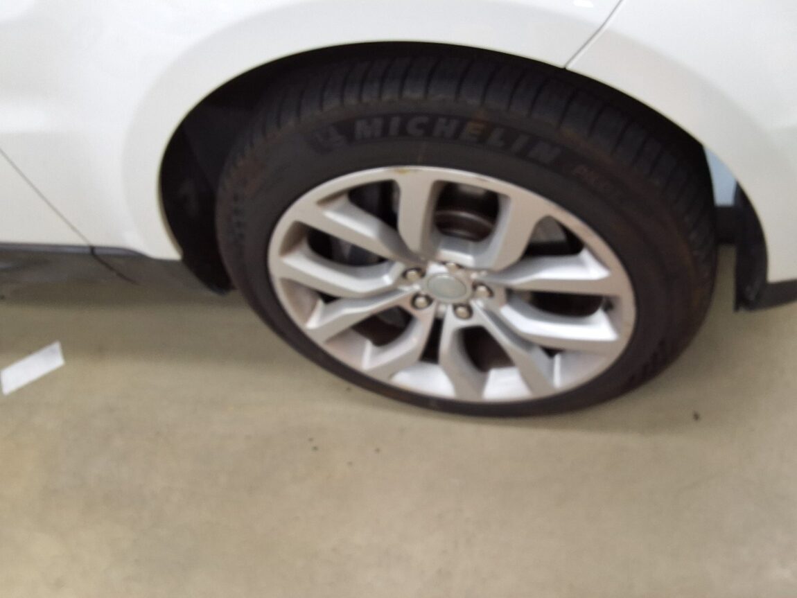 LAND ROVER RANGE ROVER SPORT (2ND GEN) 3.0 SDV6 HSE 2015 - zdjęcie 21