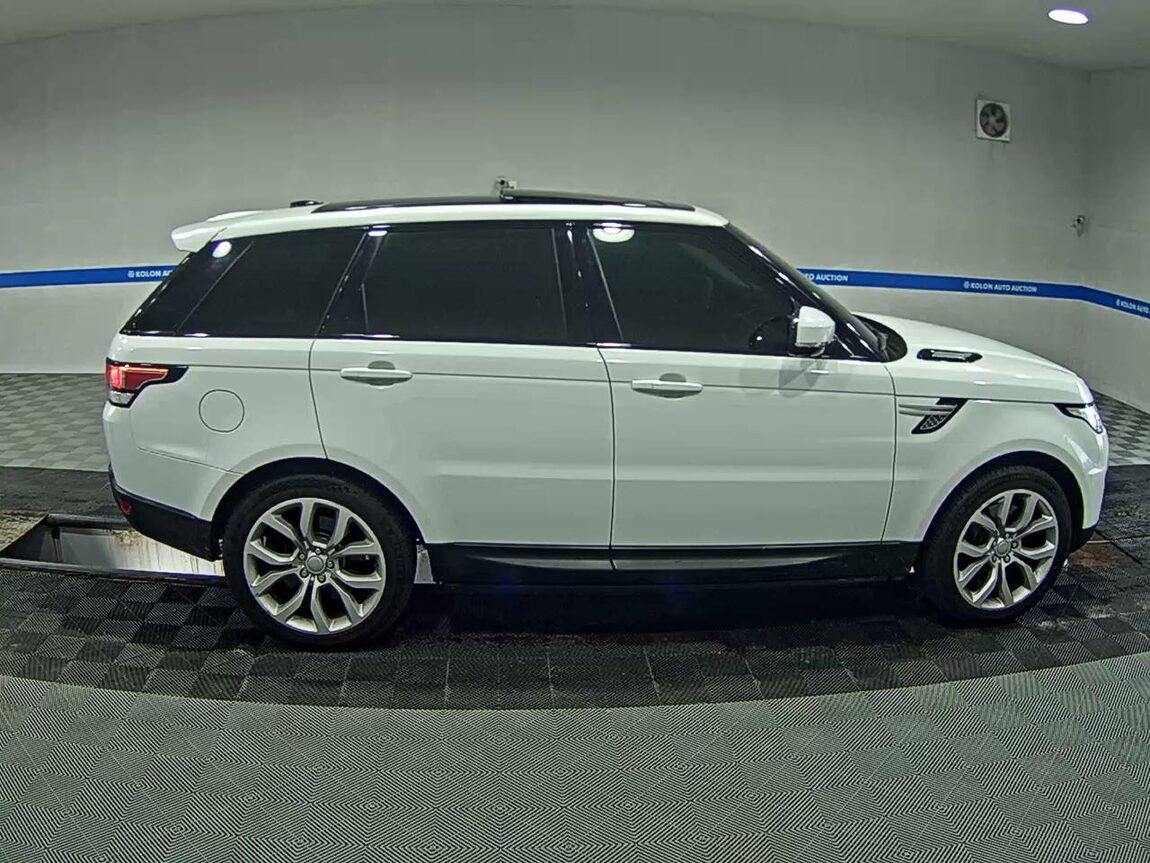 LAND ROVER RANGE ROVER SPORT (2ND GEN) 3.0 SDV6 HSE 2015 - zdjęcie 4