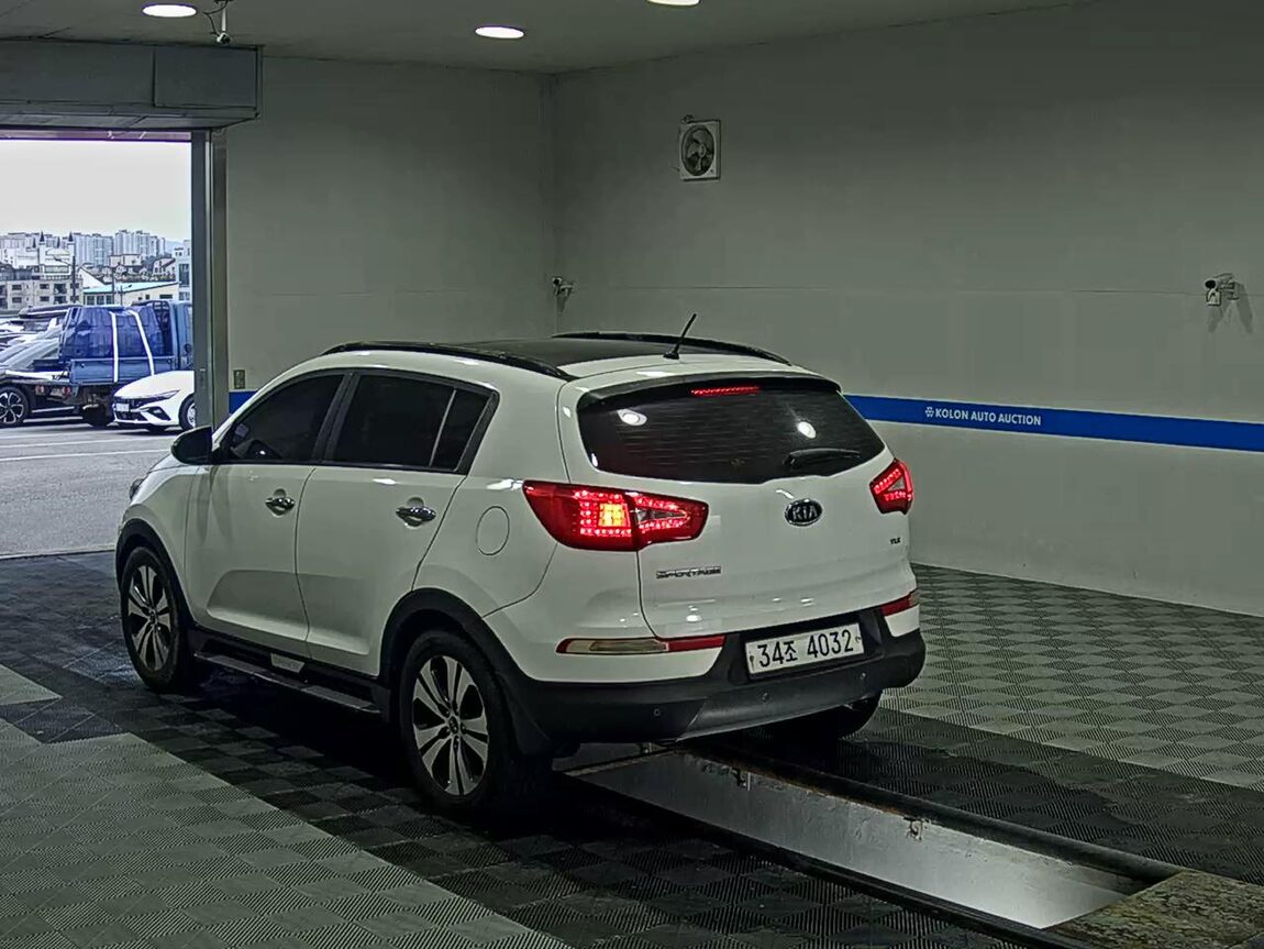 KIA SPORTAGE R DIESEL R2.0 2WD TLX LUXURY MODEL 2012 - zdjęcie 6