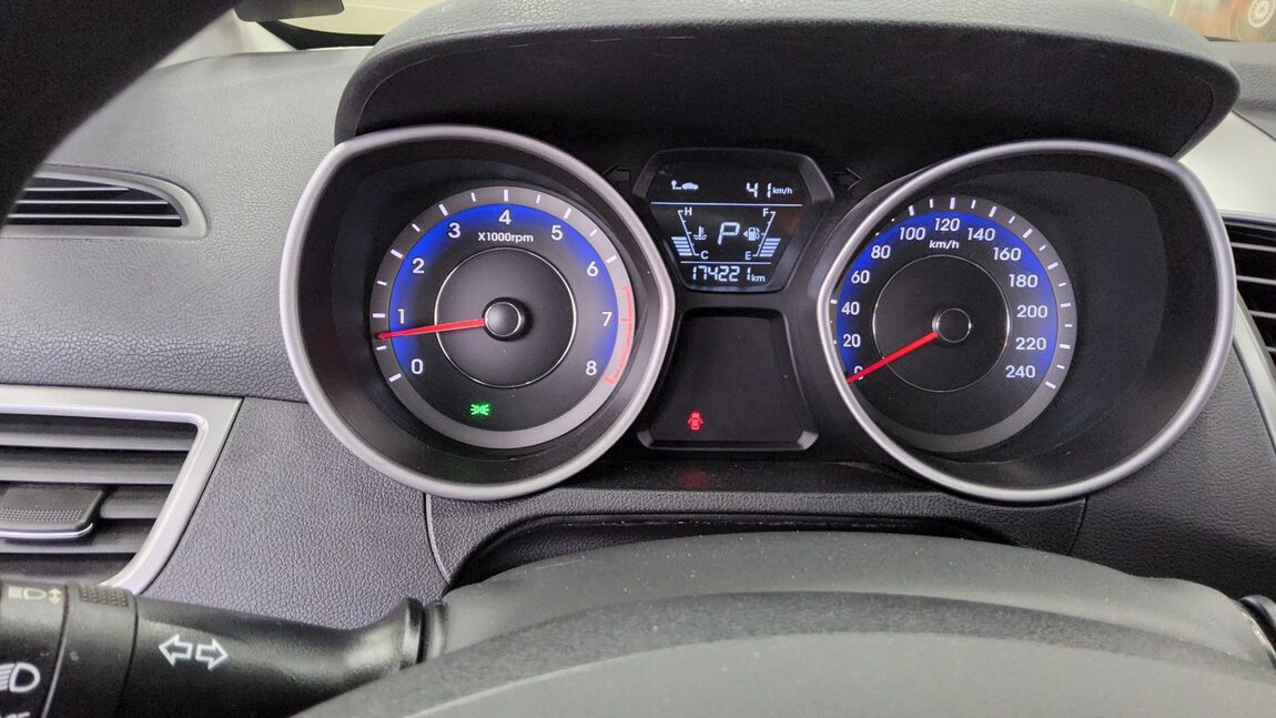 HYUNDAI THE NEW AVANTE MD LPi RENTAL CAR STYLE 2015 - zdjęcie 9