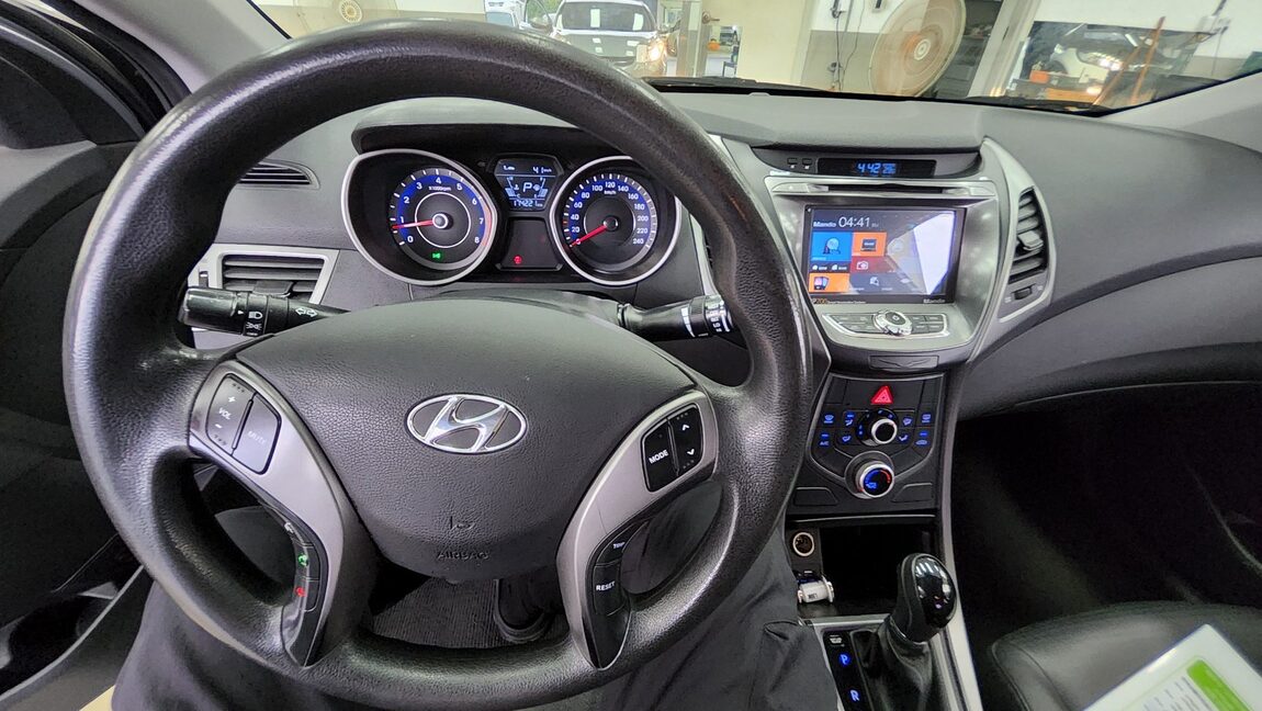 HYUNDAI THE NEW AVANTE MD LPi RENTAL CAR STYLE 2015 - zdjęcie 18