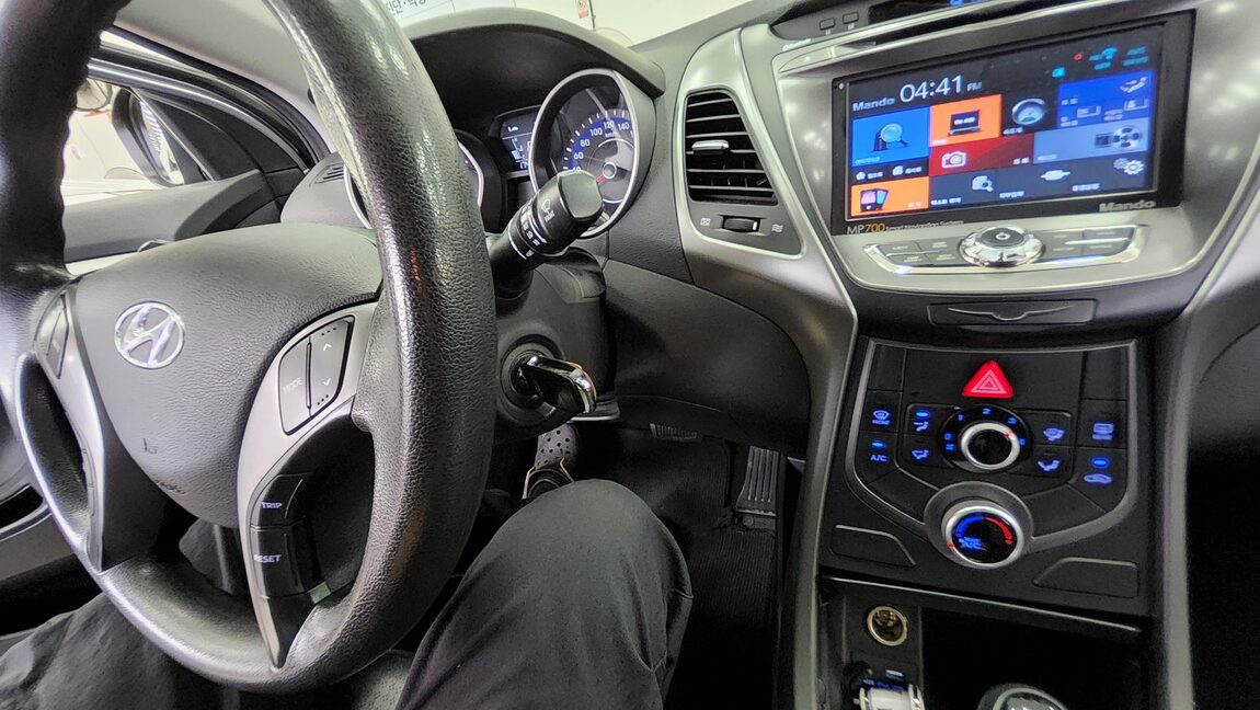 HYUNDAI THE NEW AVANTE MD LPi RENTAL CAR STYLE 2015 - zdjęcie 20