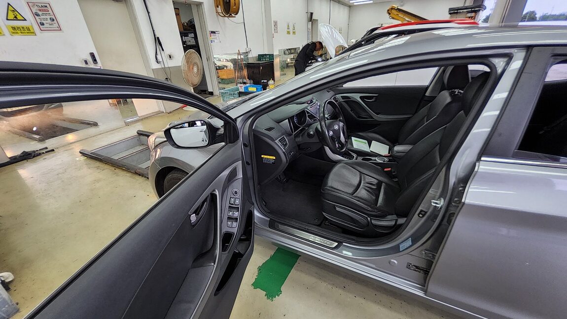 HYUNDAI THE NEW AVANTE MD LPi RENTAL CAR STYLE 2015 - zdjęcie 10