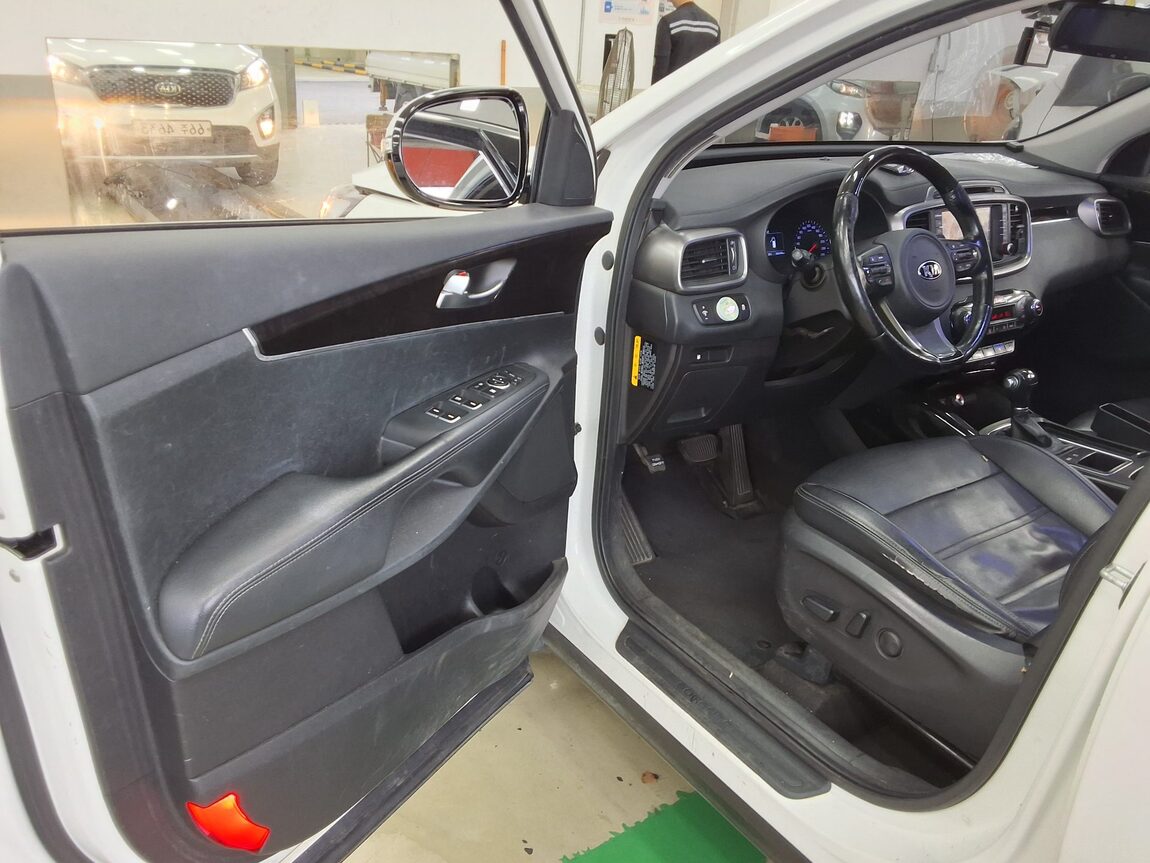 KIA ALL NEW SORENTO R2.0 2WD PRESTIGE 2015 - zdjęcie 10