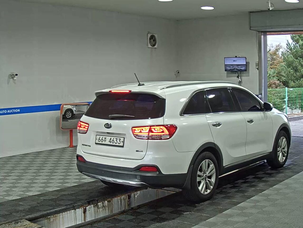 KIA ALL NEW SORENTO R2.0 2WD PRESTIGE 2015 - zdjęcie 5
