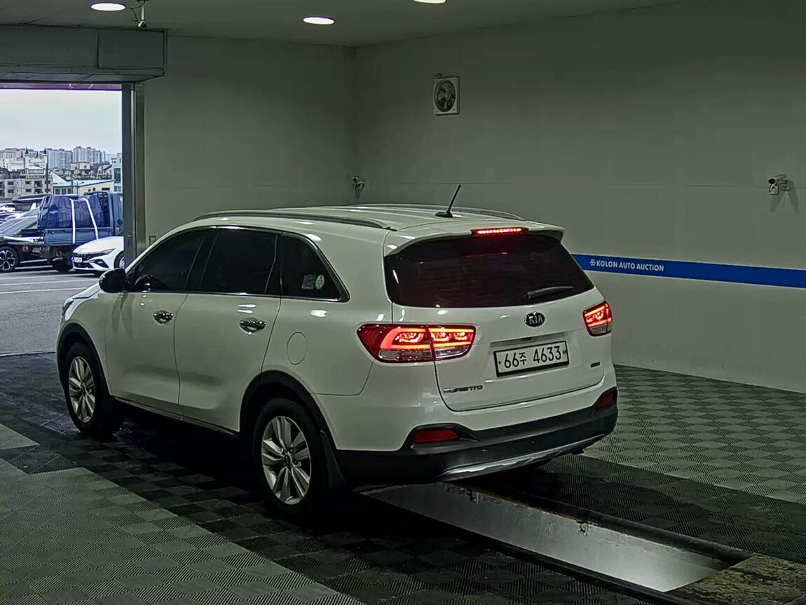 KIA ALL NEW SORENTO R2.0 2WD PRESTIGE 2015 - zdjęcie 6