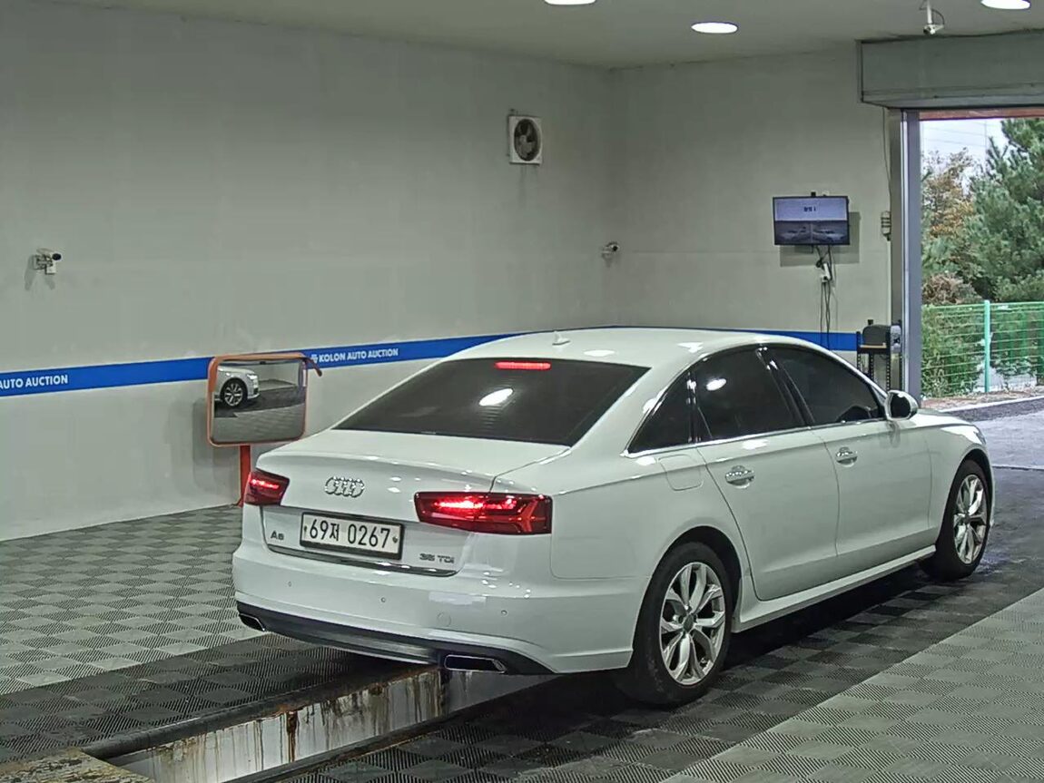 AUDI A6 (4TH GEN) 35 TDI PREMIUM 2016 - zdjęcie 5