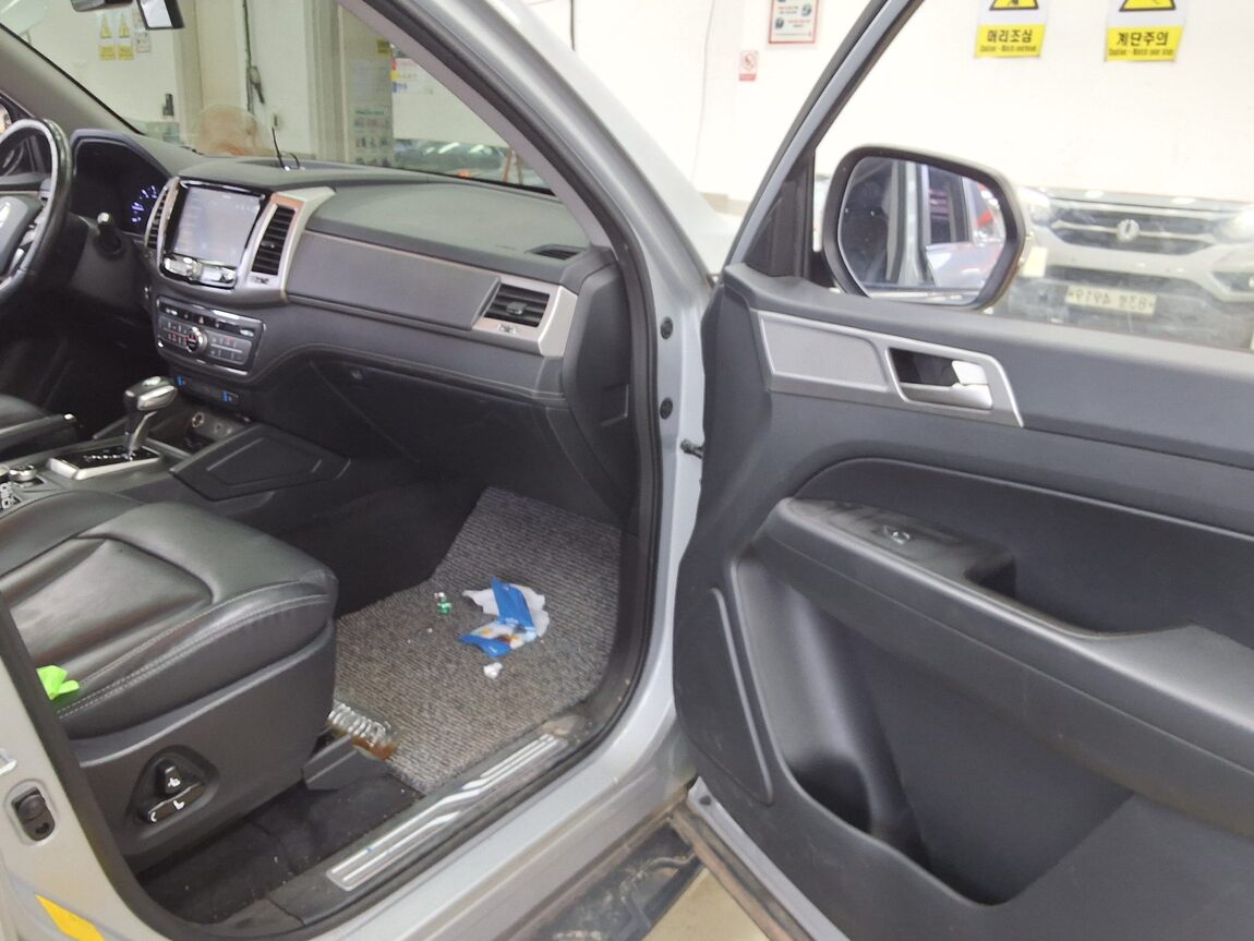KG MOBILITY (SSANGYONG) REXTON SPORTS 2.2 4WD NOBLESSE 2019 - zdjęcie 14