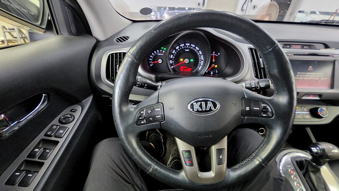 KIA THE NEW SPORTAGE R GASOLINE 2.0 2WD TRENDY 2015 - zdjęcie 19