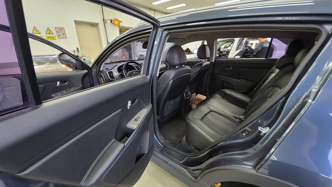 KIA THE NEW SPORTAGE R GASOLINE 2.0 2WD TRENDY 2015 - zdjęcie 12