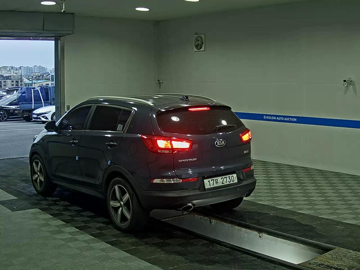 KIA THE NEW SPORTAGE R GASOLINE 2.0 2WD TRENDY 2015 - zdjęcie 6