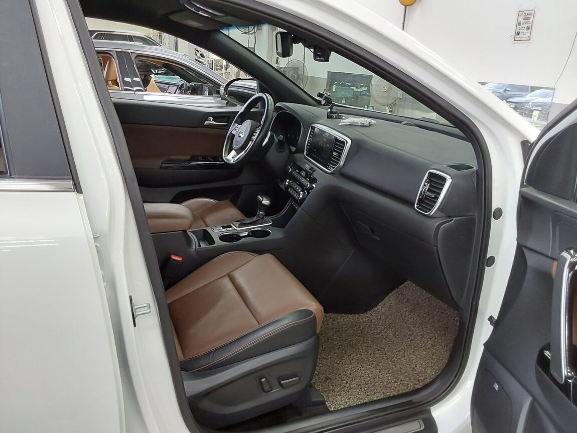 KIA SPORTAGE THE BOLD R2.0 DIESEL 2WD INTELLIGENT 2019 - zdjęcie 14