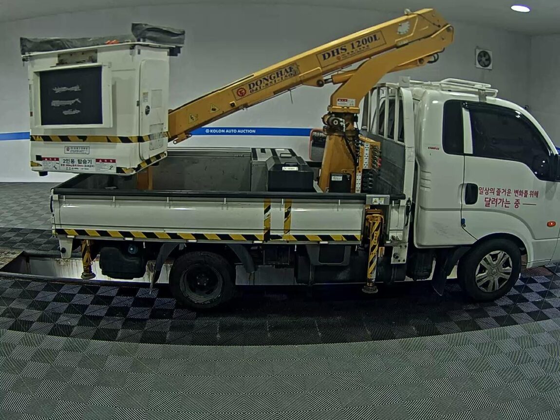 KIA THE NEW BONGO III CARGO 1 TON KING CAB EXTRA LONG WHEELBASE L 2022 - zdjęcie 4