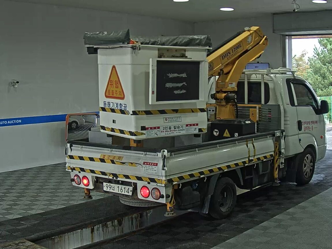 KIA THE NEW BONGO III CARGO 1 TON KING CAB EXTRA LONG WHEELBASE L 2022 - zdjęcie 5
