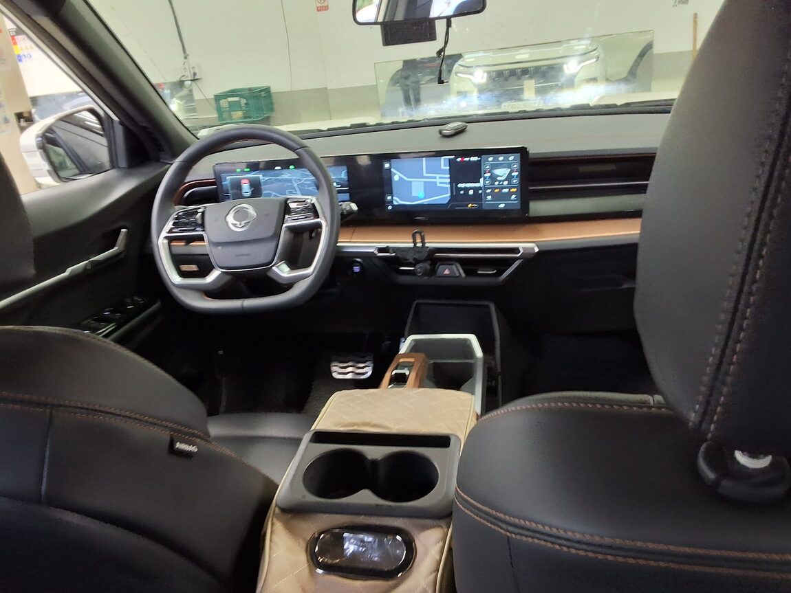 KG MOBILITY (SSANGYONG) THE NEW TORRES 1.5 GDI-T 2WD 2025 - zdjęcie 11