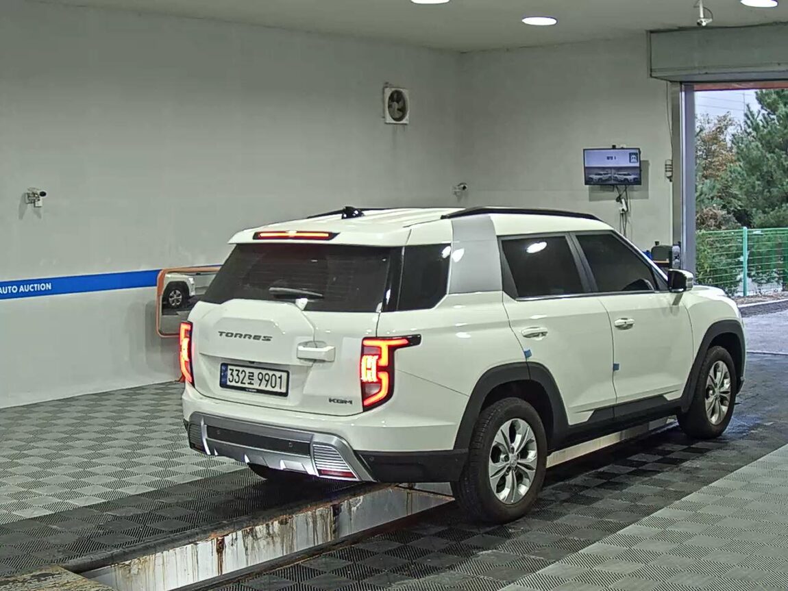 KG MOBILITY (SSANGYONG) THE NEW TORRES 1.5 GDI-T 2WD 2025 - zdjęcie 5