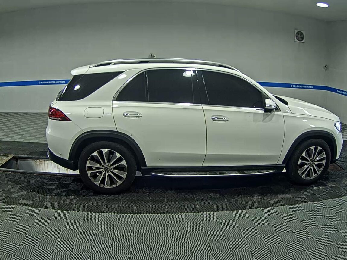 MERCEDES-BENZ GLE-CLASS (4TH GEN) GLE 300d 4MATIC 2022 - zdjęcie 4