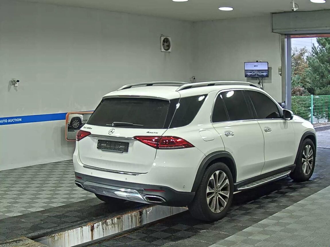 MERCEDES-BENZ GLE-CLASS (4TH GEN) GLE 300d 4MATIC 2022 - zdjęcie 5