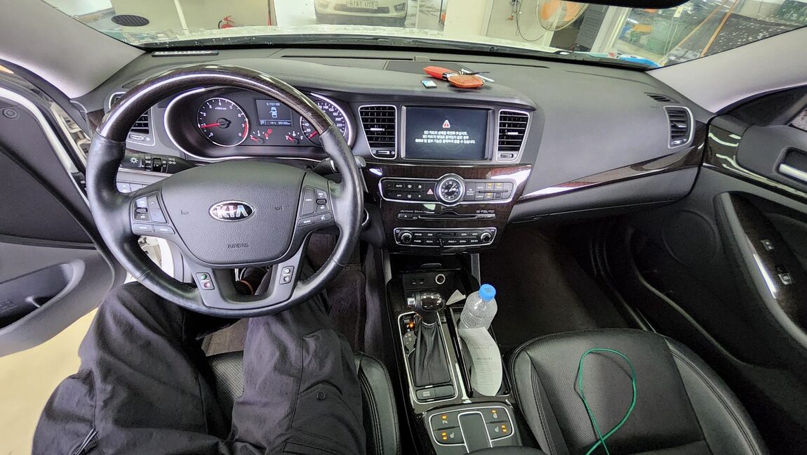 KIA THE NEW K7 2.4 GDI PRESTIGE SPECIAL 2013 - zdjęcie 11