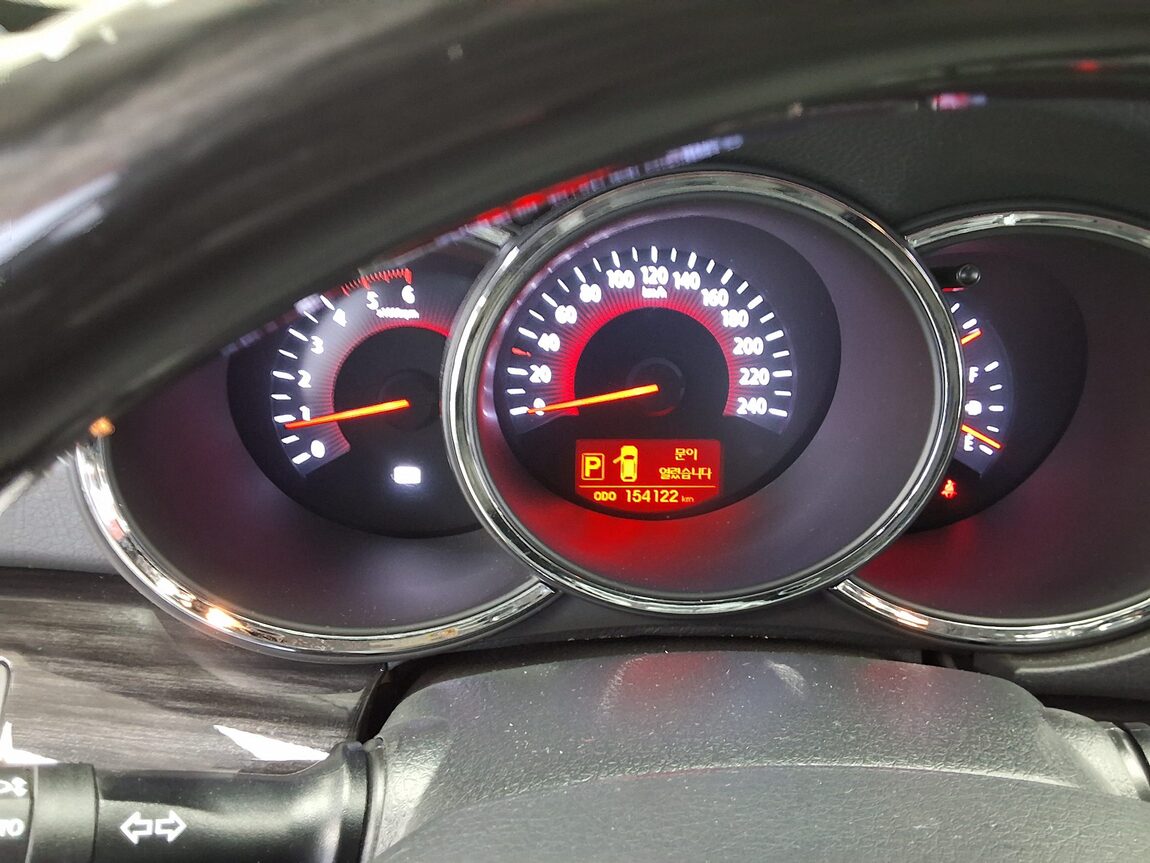 KIA SORENTO R DIESEL 2.2 2WD TLX LUXURY MODEL 2011 - zdjęcie 9