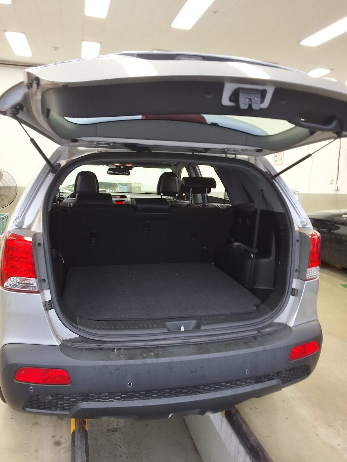 KIA SORENTO R DIESEL 2.2 2WD TLX LUXURY MODEL 2011 - zdjęcie 15