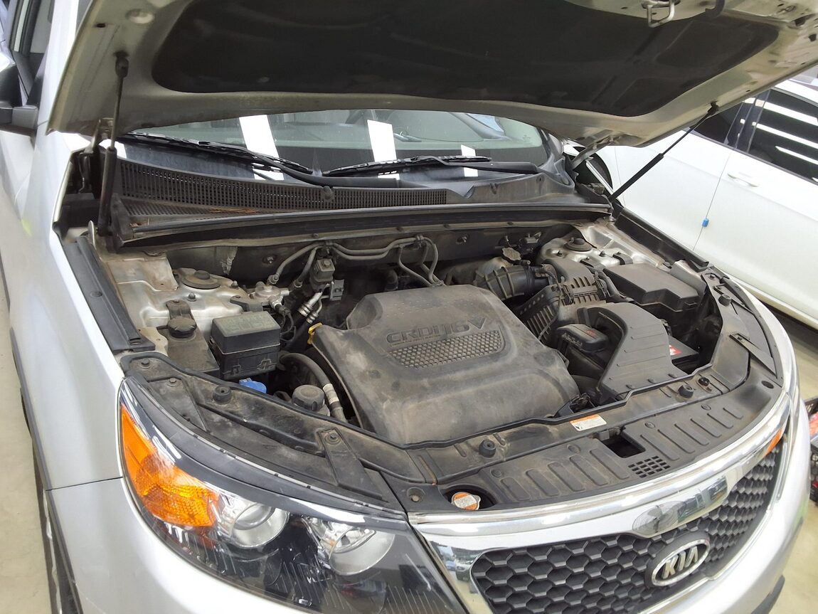KIA SORENTO R DIESEL 2.2 2WD TLX LUXURY MODEL 2011 - zdjęcie 19