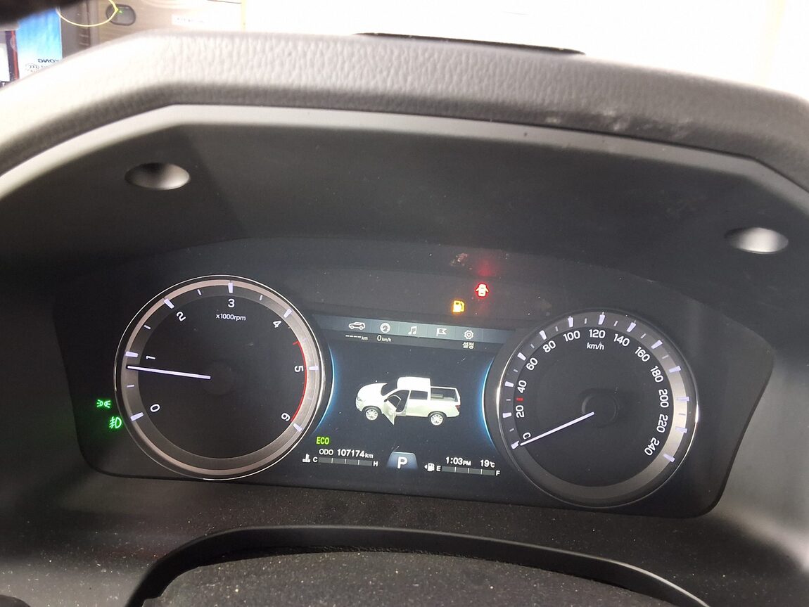 KG MOBILITY (SSANGYONG) REXTON SPORTS 2.2 4WD PRESTIGE 2018 - zdjęcie 10
