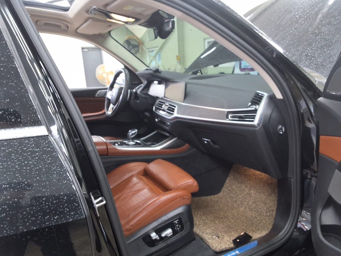 BMW X7 30d xDRIVE DESIGN PURE 6-SEATER 2020 - zdjęcie 15