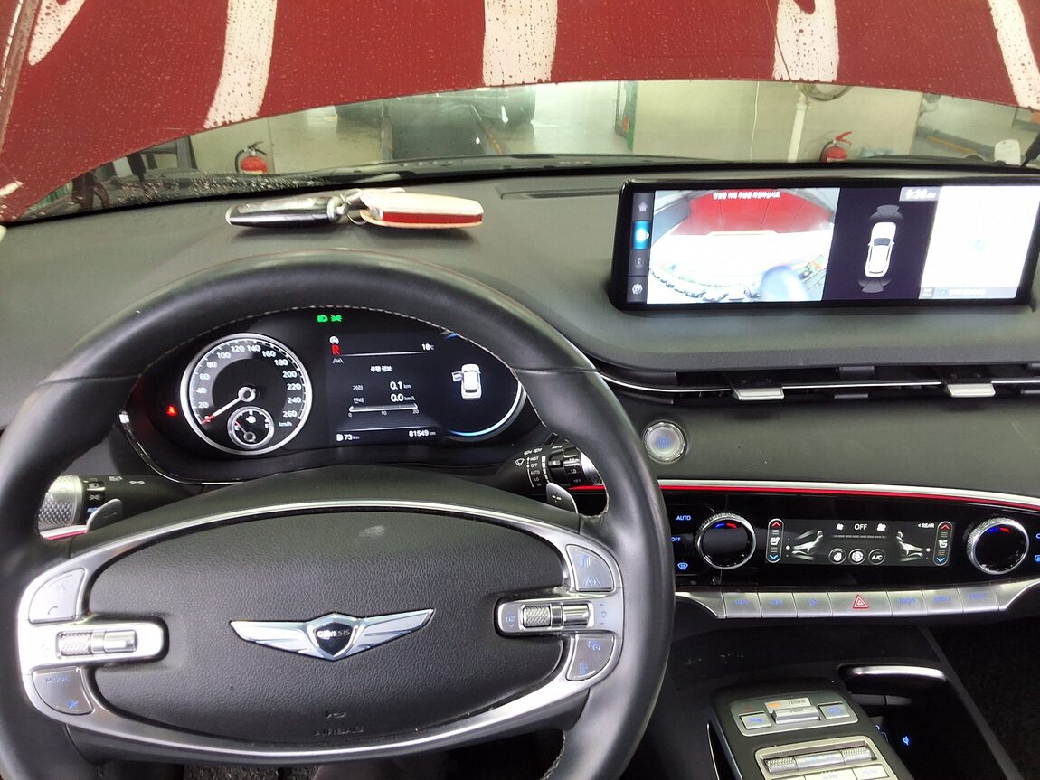 GENESIS GV70 2.2 DIESEL AWD BASE MODEL 2021 - zdjęcie 17