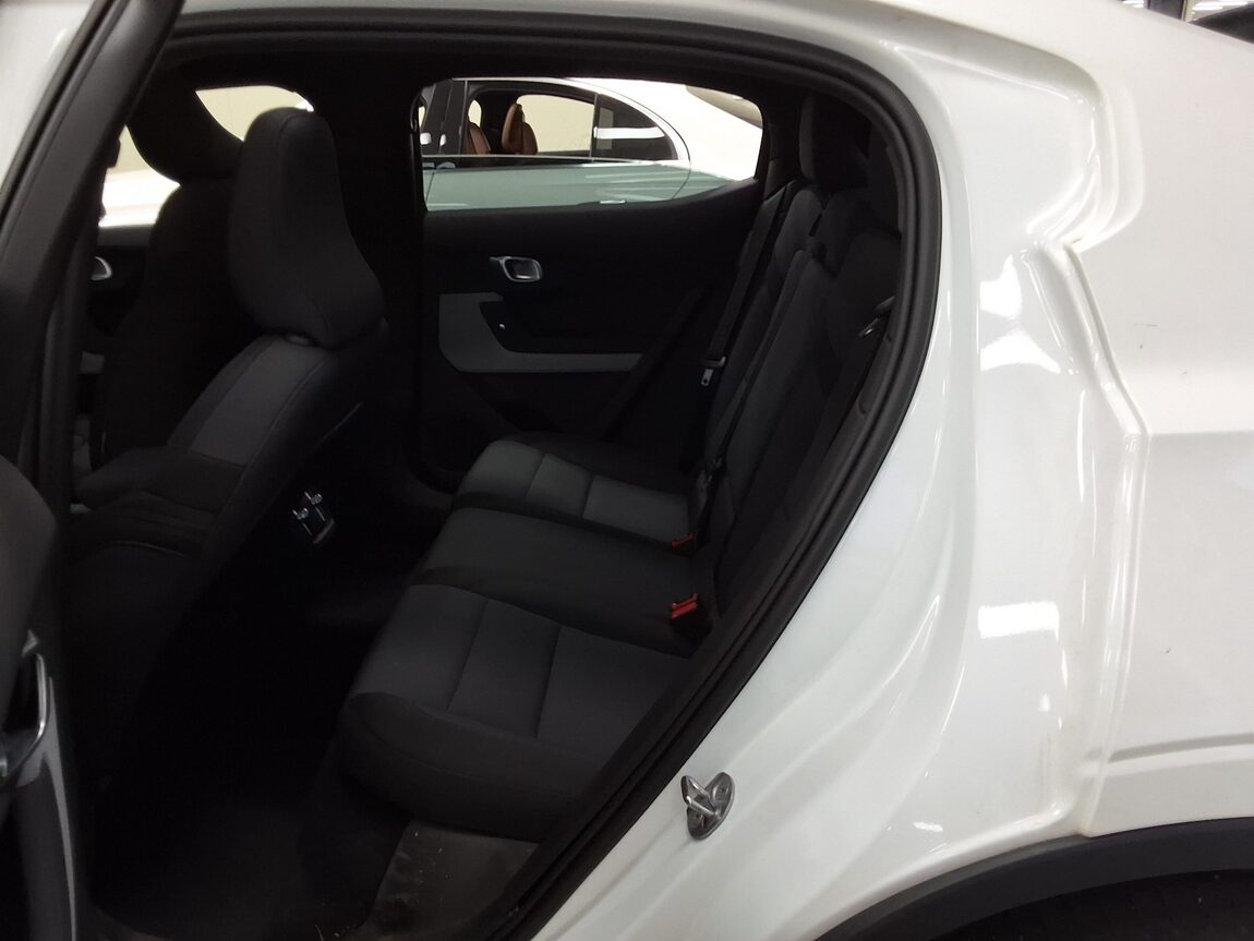 POLESTAR POLESTAR 2 LONG RANGE SINGLE MOTOR 2023 - zdjęcie 13