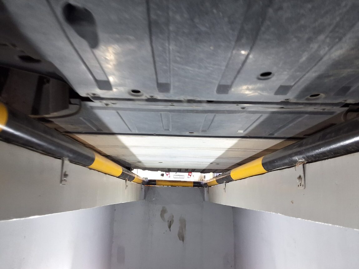POLESTAR POLESTAR 2 LONG RANGE SINGLE MOTOR 2023 - zdjęcie 9