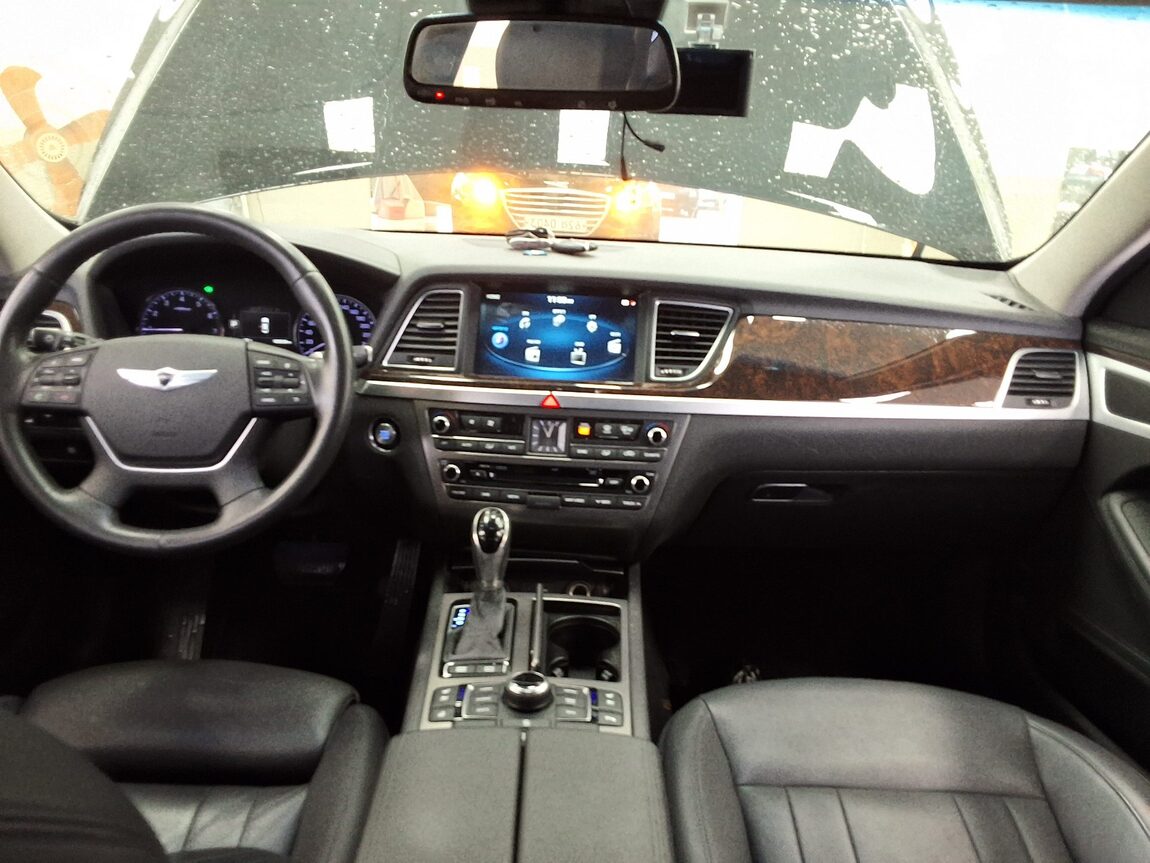 HYUNDAI GENESIS DH G330 AWD PREMIUM 2016 - zdjęcie 11