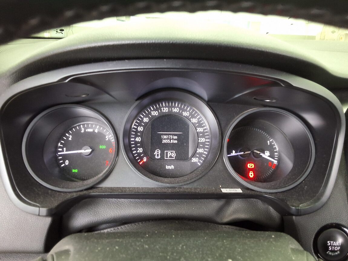 RENAULT (SAMSUNG) SM6 2.0 LPe RENTAL CAR SE 2020 - zdjęcie 9