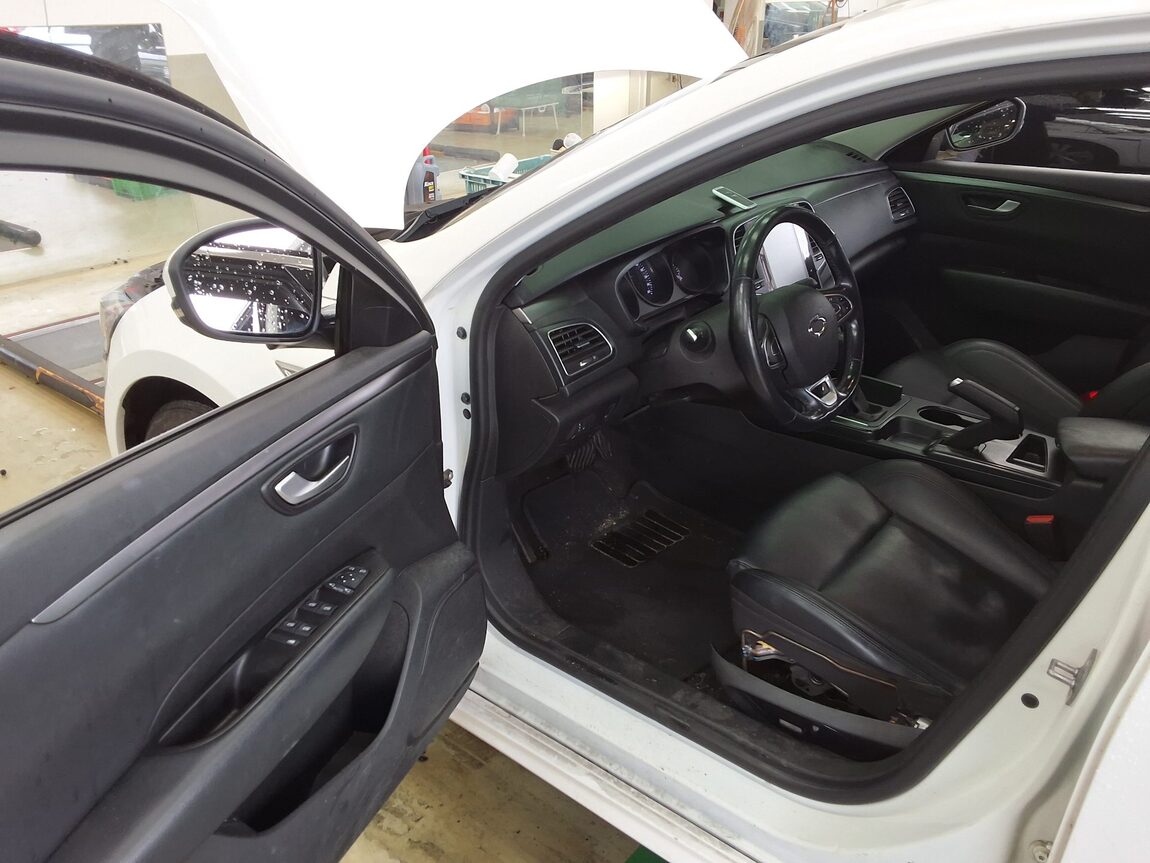 RENAULT (SAMSUNG) SM6 2.0 LPe RENTAL CAR SE 2020 - zdjęcie 10