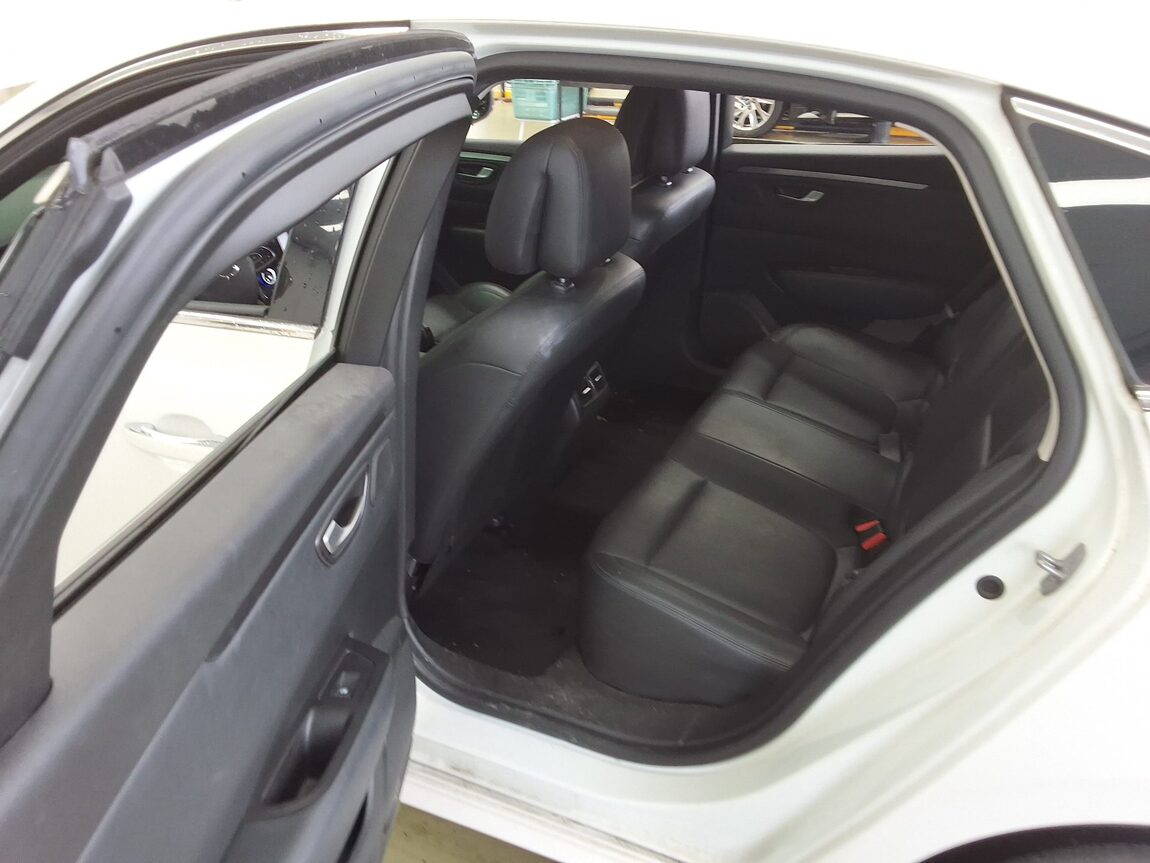 RENAULT (SAMSUNG) SM6 2.0 LPe RENTAL CAR SE 2020 - zdjęcie 12