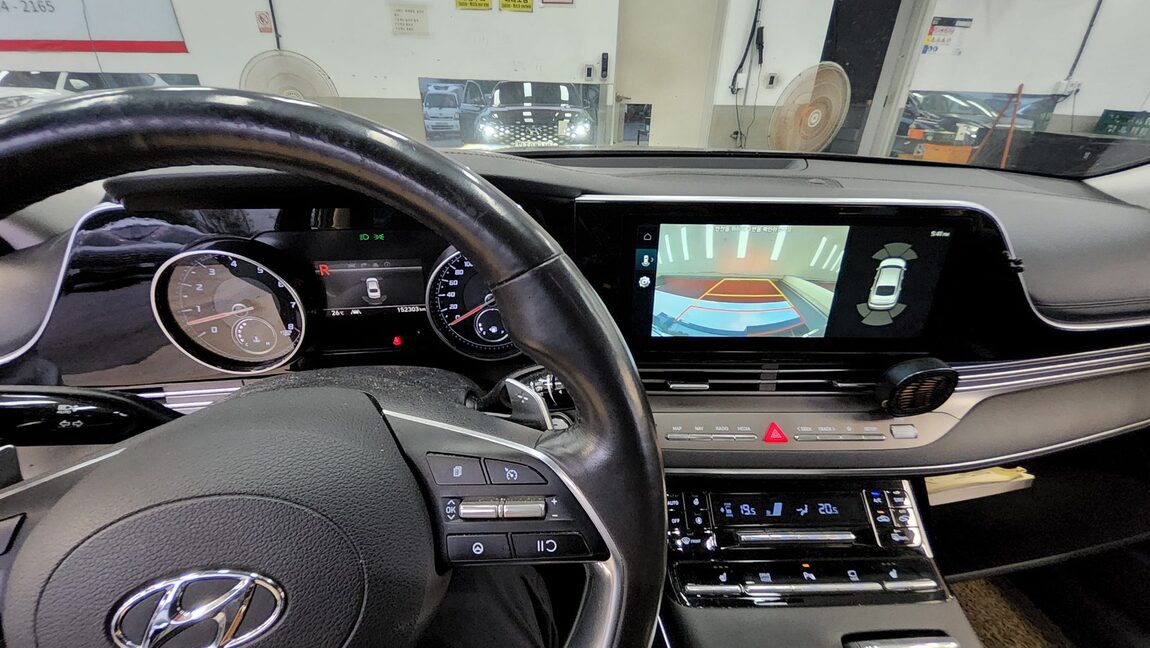 HYUNDAI THE NEW GRANDEUR IG LPi 3.0 RENTAL CAR MODERN 2020 - zdjęcie 18