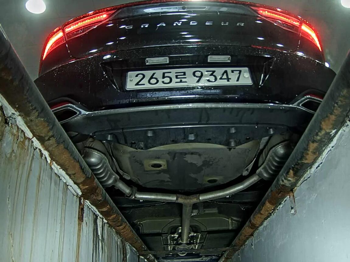 HYUNDAI THE NEW GRANDEUR IG LPi 3.0 RENTAL CAR MODERN 2020 - zdjęcie 8