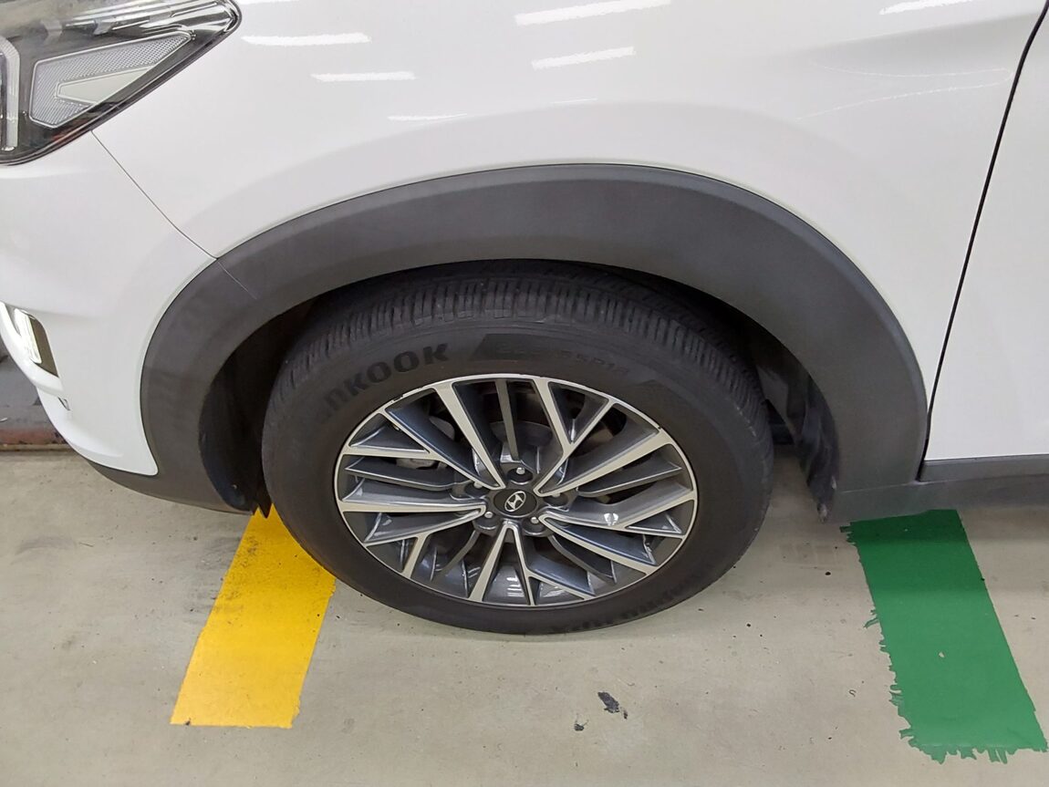 HYUNDAI NEW TUCSON 1.6 GASOLINE 2WD PREMIUM 2019 - zdjęcie 20