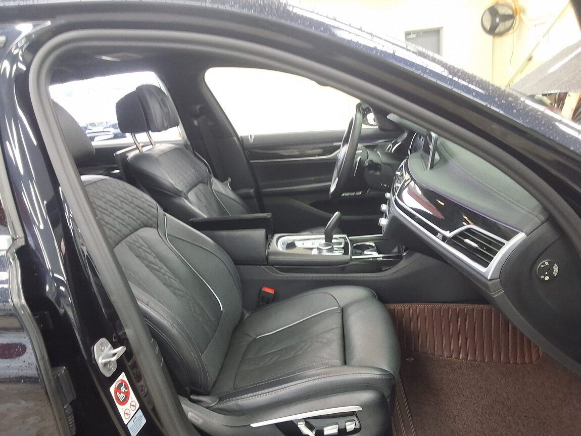BMW 7 SERIES (6TH GEN) 740Ld xDRIVE M SPORT PACK 2017 - zdjęcie 15