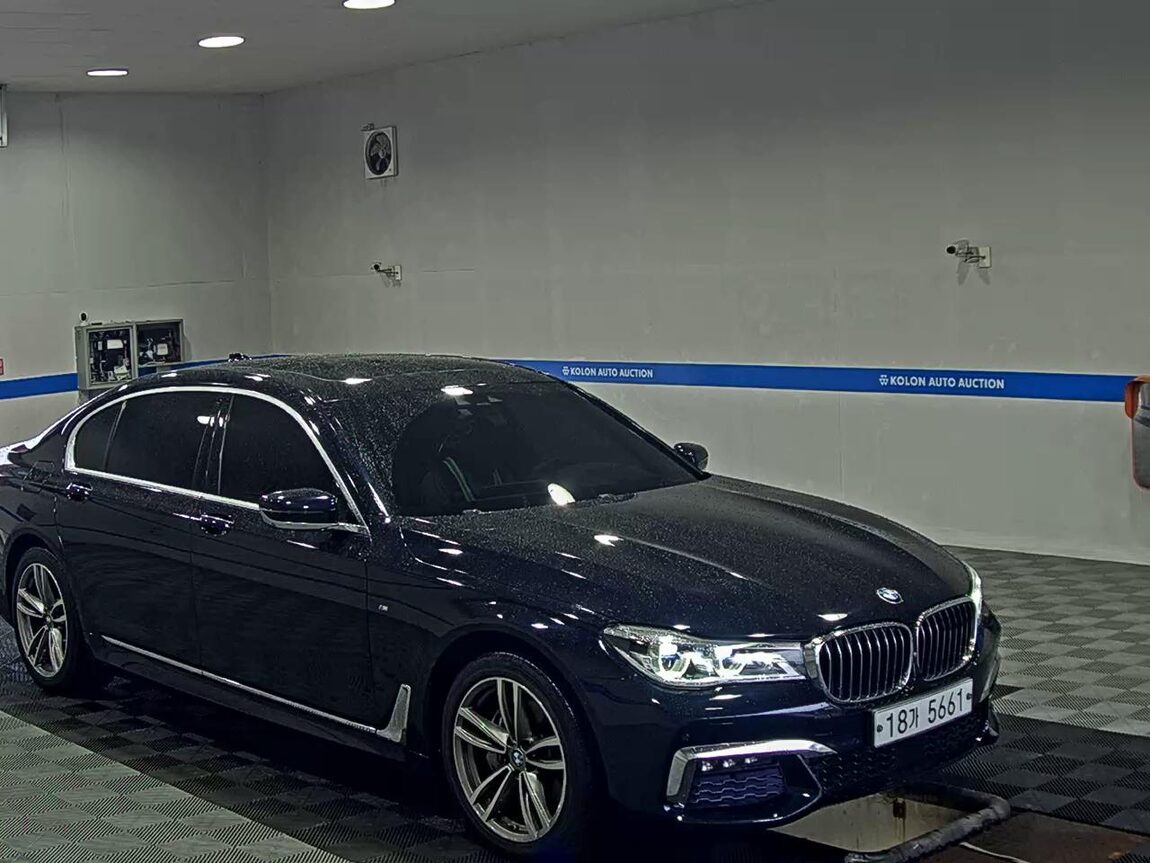 BMW 7 SERIES (6TH GEN) 740Ld xDRIVE M SPORT PACK 2017 - zdjęcie 3