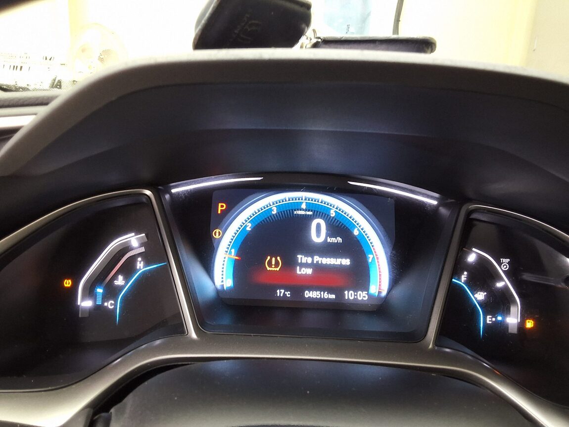 HONDA CIVIC (10TH GEN) 2 2017 - zdjęcie 10